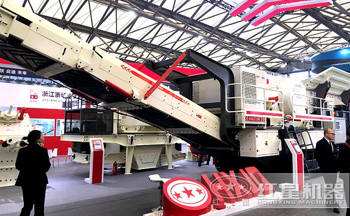 履帶式移動顎破機 履帶式移動顎破機