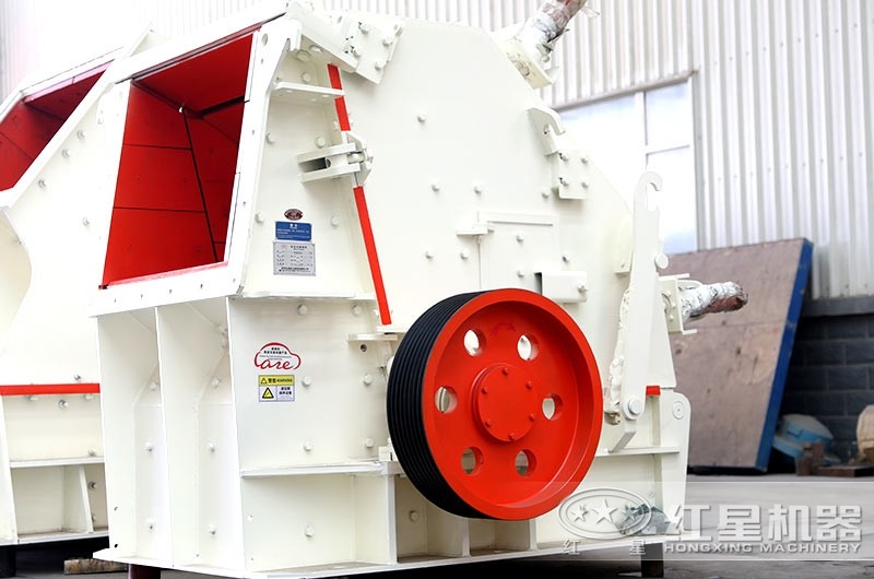 PF反擊式破碎機(jī)時(shí)產(chǎn)量30-800t/h PF反擊式破碎機(jī)時(shí)產(chǎn)量30-800t/h