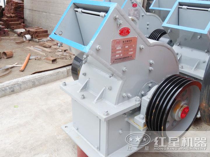 錘式破碎機(jī),電機(jī)功率6P 55KW,時(shí)產(chǎn)18-40噸